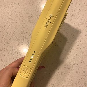 Drybar “Big Crimpin’” Iron